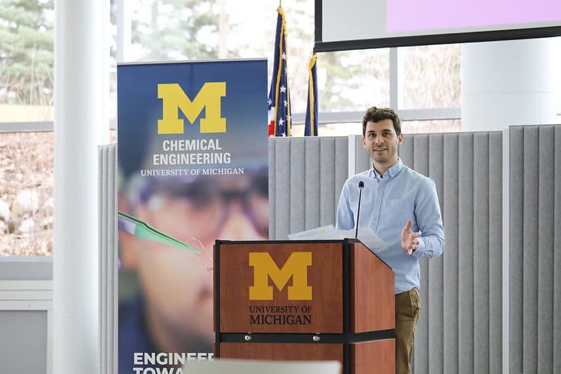 Jovan Kamcev receives PMSE Early Investigator Award for ion-exchange membrane research